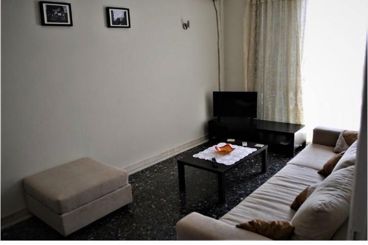 Central Flat In Argos With A View On Nafplio Eksteriør billede